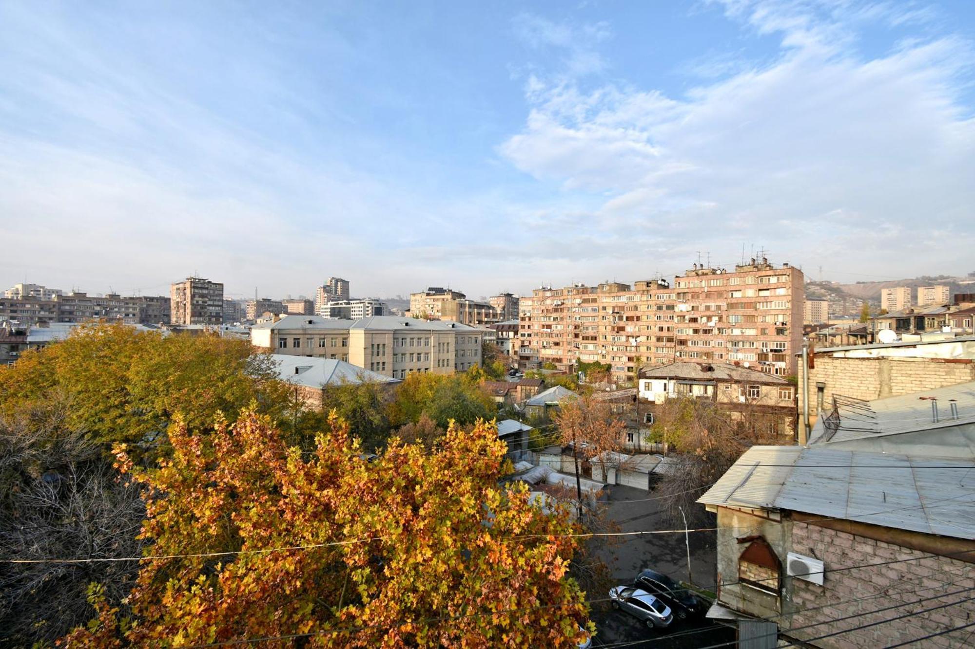 Amigo Guest Hostel Yerevan Exterior photo
